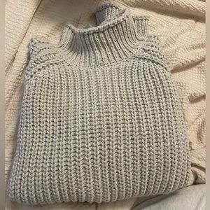 H&M chunky knit sweater